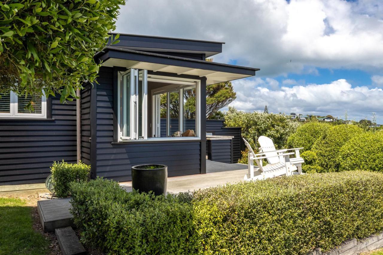 Smiths Cottage - Stay Waiheke Oneroa Kültér fotó